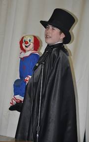 Success + Fun in the Comfort Zone = Gateways' Purim Carnival